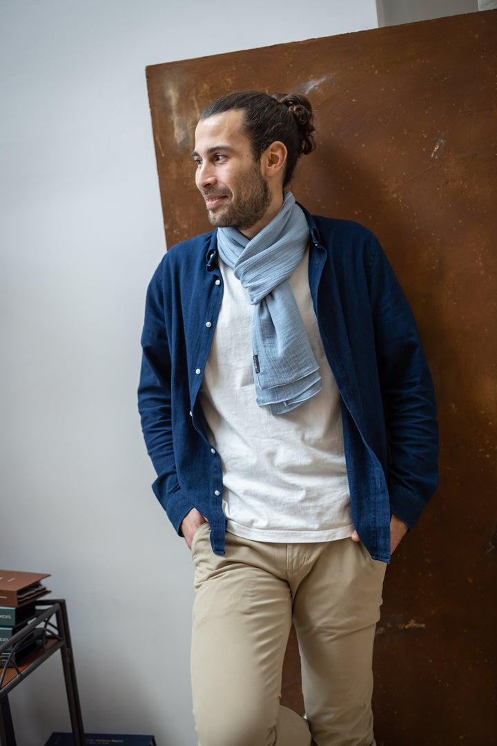 Chèche en coton bleu clair