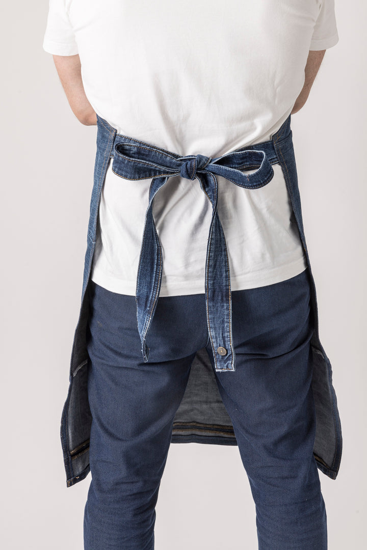 Tablier de barbecue en jeans surcyclés