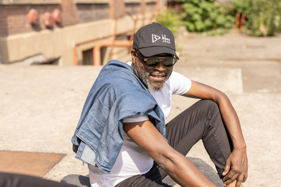 Le Beau Jean - Casquette en coton noir à logo brodé blanc