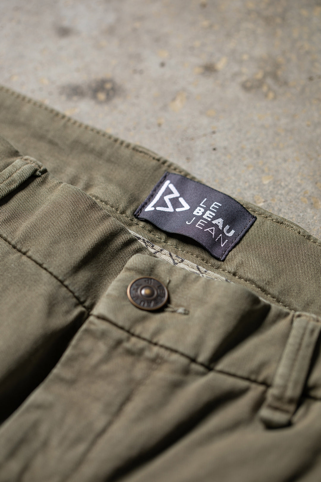 Pantalon chino ou de costume en lin souple homme vert Pantalon chino ou de costume en lin souple homme vert
